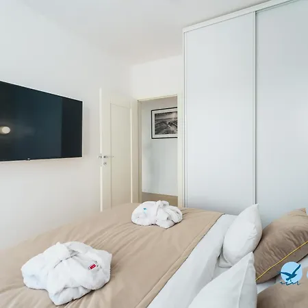 Lazar Polanki Aqua *