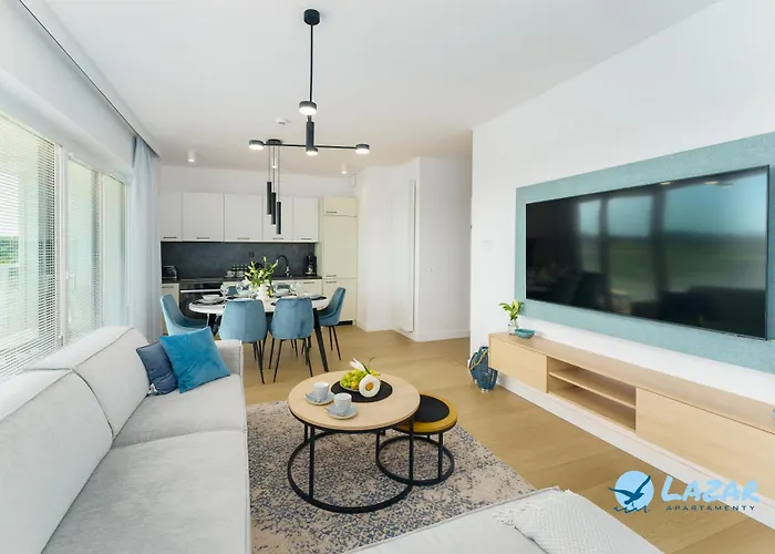 Lazar Polanki Aqua アパート *